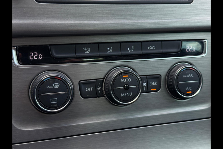 Volkswagen Golf 1.0 TSI CarPlay Camera LED