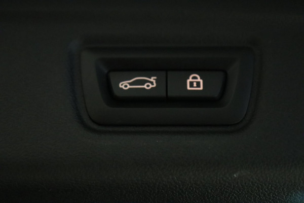 BMW 3 Serie Touring M340i xDrive High Executive Pano/Hud/Laser/HK/BOMVOL