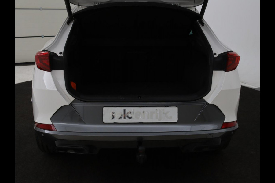 CUPRA Formentor 1.4 eHybrid | Stoel & Stuurverwarming | Camera | Adaptive cruise | Carplay | Full LED | Sfeerverlichting