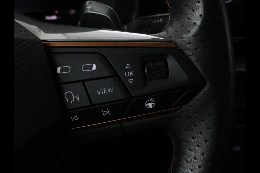 CUPRA Formentor 1.4 eHybrid | Stoel & Stuurverwarming | Camera | Adaptive cruise | Carplay | Full LED | Sfeerverlichting