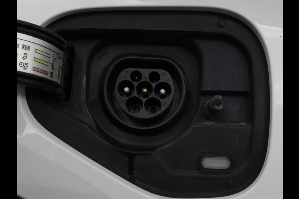 CUPRA Formentor 1.4 eHybrid | Stoel & Stuurverwarming | Camera | Adaptive cruise | Carplay | Full LED | Sfeerverlichting