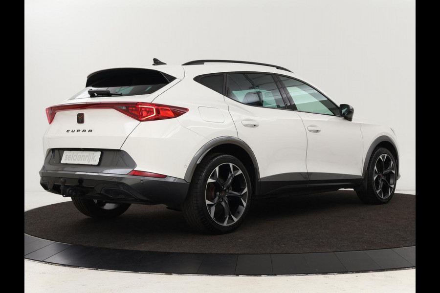 CUPRA Formentor 1.4 eHybrid | Stoel & Stuurverwarming | Camera | Adaptive cruise | Carplay | Full LED | Sfeerverlichting