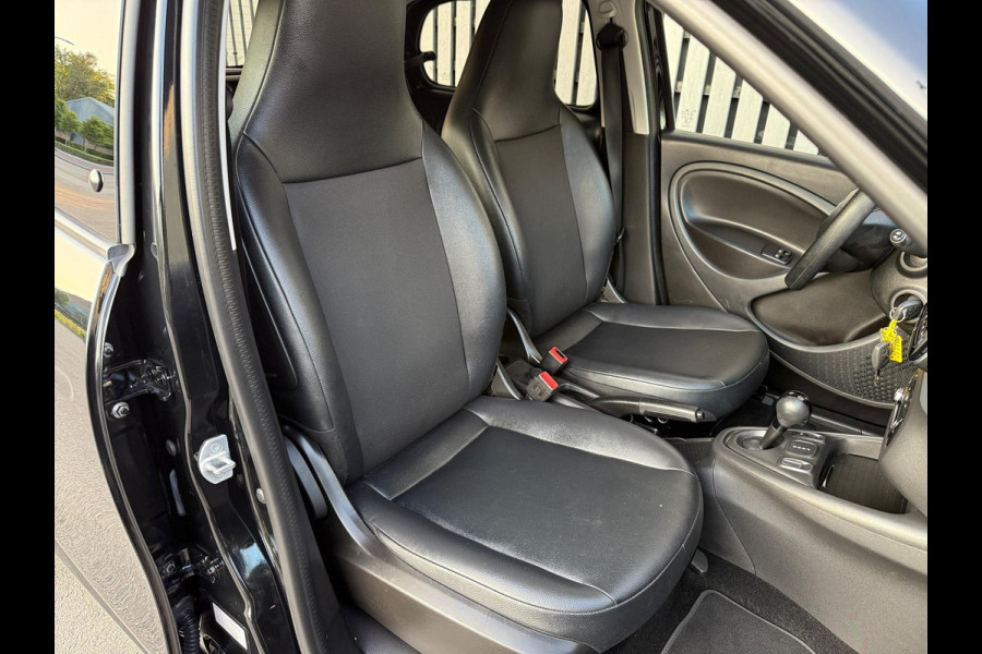 Smart Forfour EQ Essential 18 kWh - Leer - Airco - Cruise