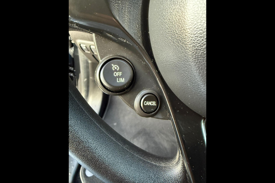 Smart Forfour EQ Essential 18 kWh - Leer - Airco - Cruise
