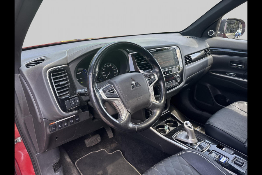 Mitsubishi Outlander 2.4 PHEV Instyle