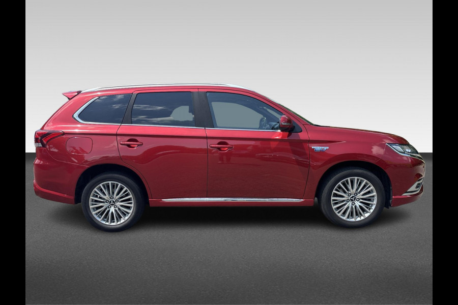 Mitsubishi Outlander 2.4 PHEV Instyle