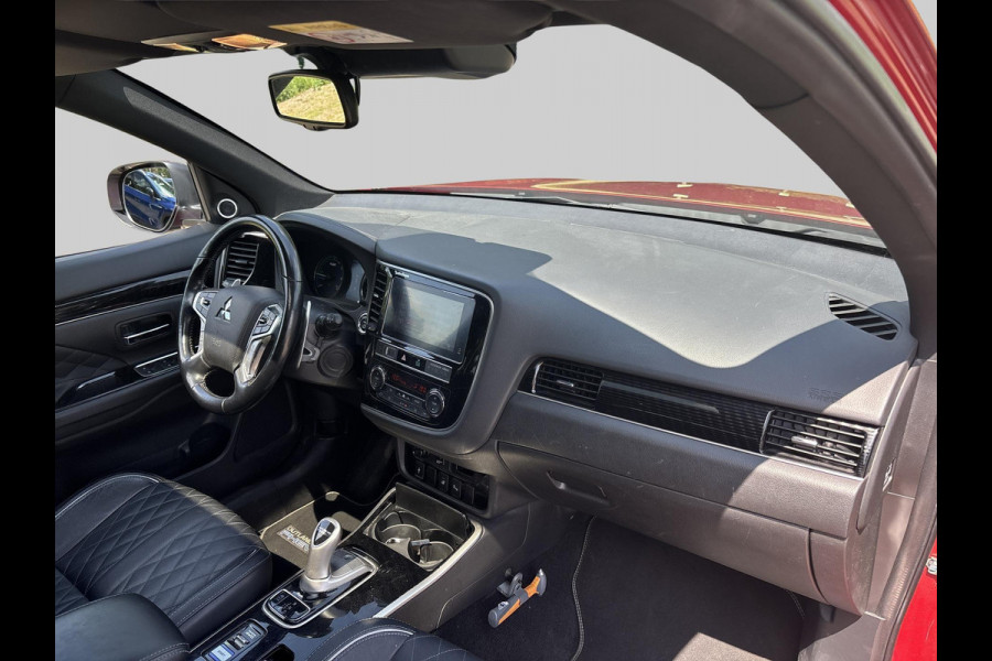 Mitsubishi Outlander 2.4 PHEV Instyle