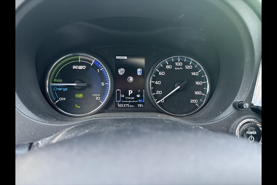 Mitsubishi Outlander 2.4 PHEV Instyle