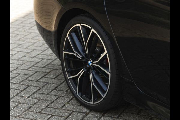 BMW 5 Serie 540i M-Sport Pro - Active Steering - Dak - Driving Ass Prof - Laserlight - Head-up