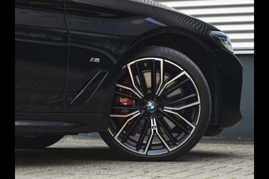 BMW 5 Serie 540i M-Sport Pro - Active Steering - Dak - Driving Ass Prof - Laserlight - Head-up