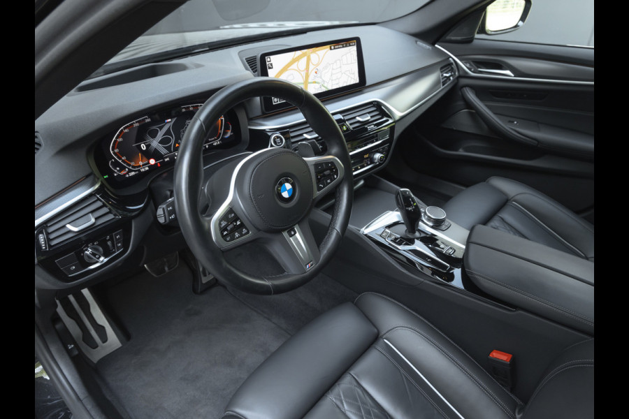 BMW 5 Serie 540i M-Sport Pro - Active Steering - Dak - Driving Ass Prof - Laserlight - Head-up