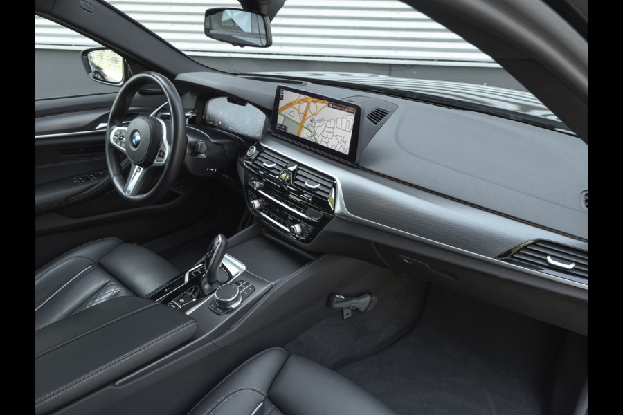 BMW 5 Serie 540i M-Sport Pro - Active Steering - Dak - Driving Ass Prof - Laserlight - Head-up