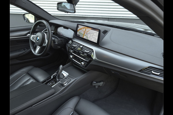 BMW 5 Serie 540i M-Sport Pro - Active Steering - Dak - Driving Ass Prof - Laserlight - Head-up