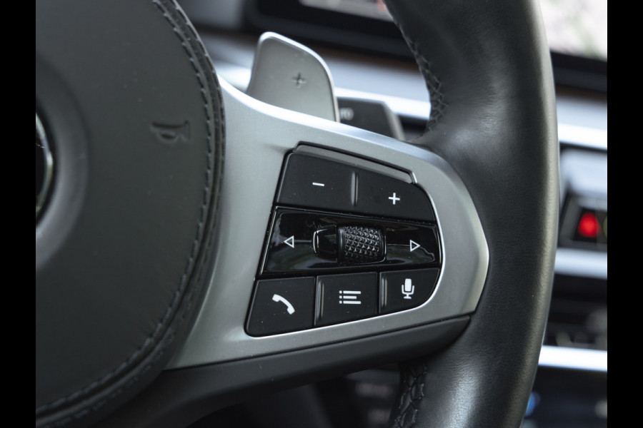 BMW 5 Serie 540i M-Sport Pro - Active Steering - Dak - Driving Ass Prof - Laserlight - Head-up