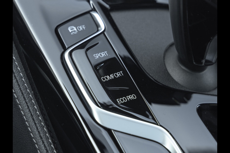 BMW 5 Serie 540i M-Sport Pro - Active Steering - Dak - Driving Ass Prof - Laserlight - Head-up