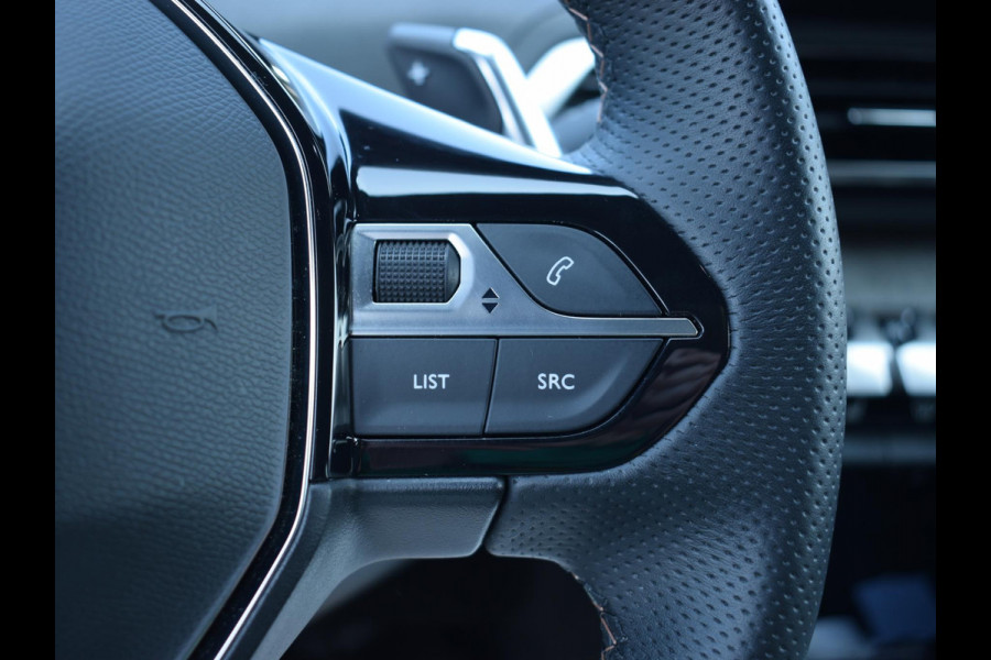 Peugeot 5008 1.6 PureTech GT AUTOMAAT | SCHUIFDAK | LEREN BEKLEDING | NAVI & CARPLAY | ACHTERUITRIJCAMERA |