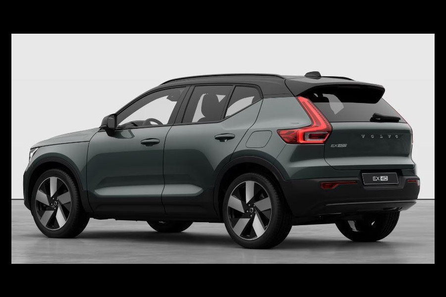 Volvo EX40 Single Motor Extended Range Plus 82 kWh / 360 camera / Dak in contrasterende kleur, Black Stone / Extra getint glas / Lounge-pakket