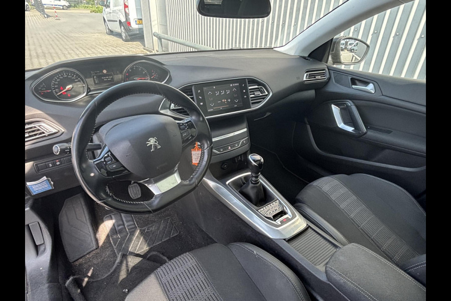 Peugeot 308 SW 1.2 PureTech Blue*ECC*CRUISE*NAVI*PANO