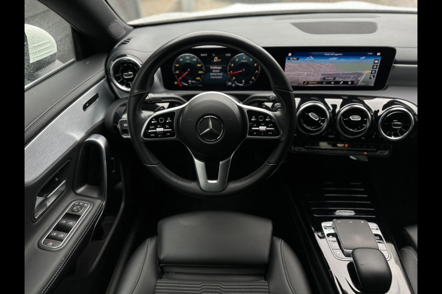 Mercedes-Benz CLA-Klasse 180 AUTOMAAT business solution, digitaal cocpit , nieuw model, NL auto met nationale auto pas