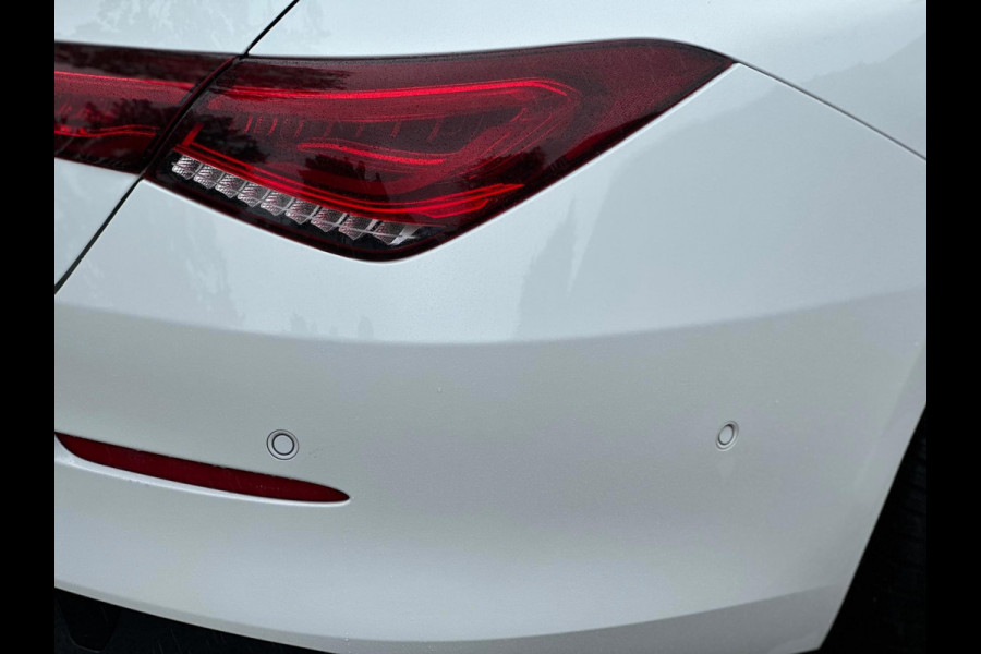 Mercedes-Benz CLA-Klasse 180 AUTOMAAT business solution, digitaal cocpit , nieuw model, NL auto met nationale auto pas