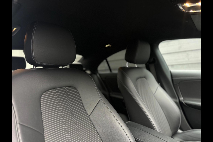 Mercedes-Benz CLA-Klasse 180 AUTOMAAT business solution, digitaal cocpit , nieuw model, NL auto met nationale auto pas