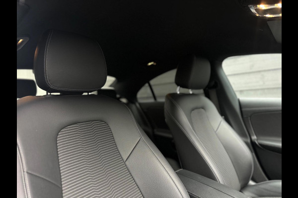 Mercedes-Benz CLA-Klasse 180 AUTOMAAT business solution, digitaal cocpit , nieuw model, NL auto met nationale auto pas