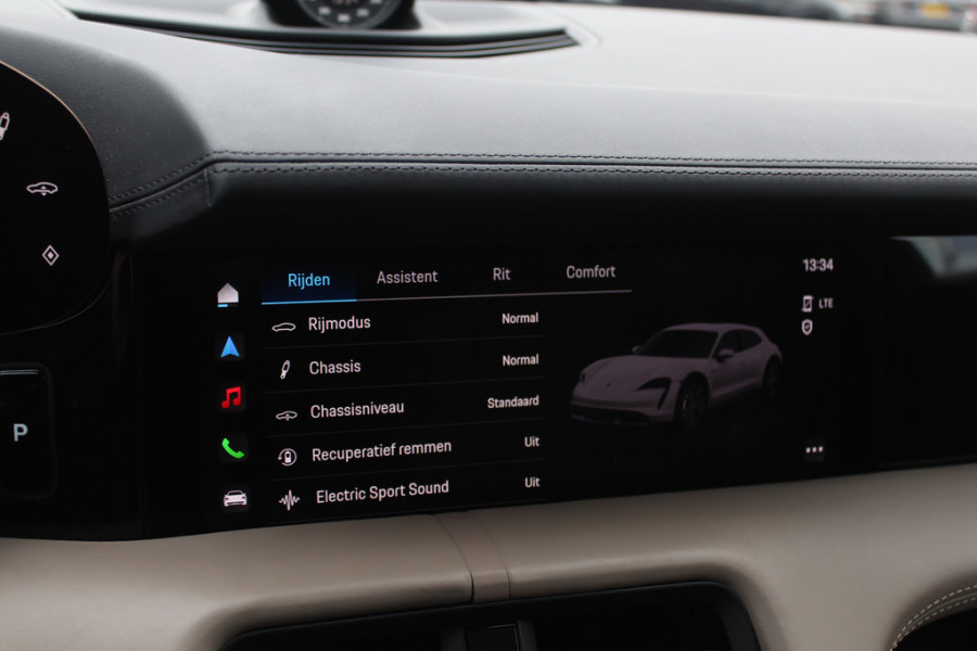 Porsche Taycan 4S Performance 84 kWh / SoH 90% / Panoramadak / Camera / Luchtvering / Achterasbesturing / 20'' / Bose / Sportchrono / ACC / Stuurverwarming / Warmtepomp / DAB / Stoelverwarming