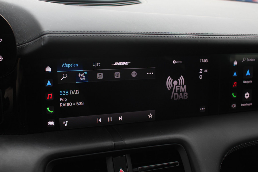Porsche Taycan 4S Performance 84 kWh / Panoramadak / Camera / Passengerdisplay / 20'' / Luchtvering / Sportdesign / Sportchrono / Keyless / Stuurverwarming / Bose / ACC / Dodehoek / Stoelverwarming / Warmtepomp