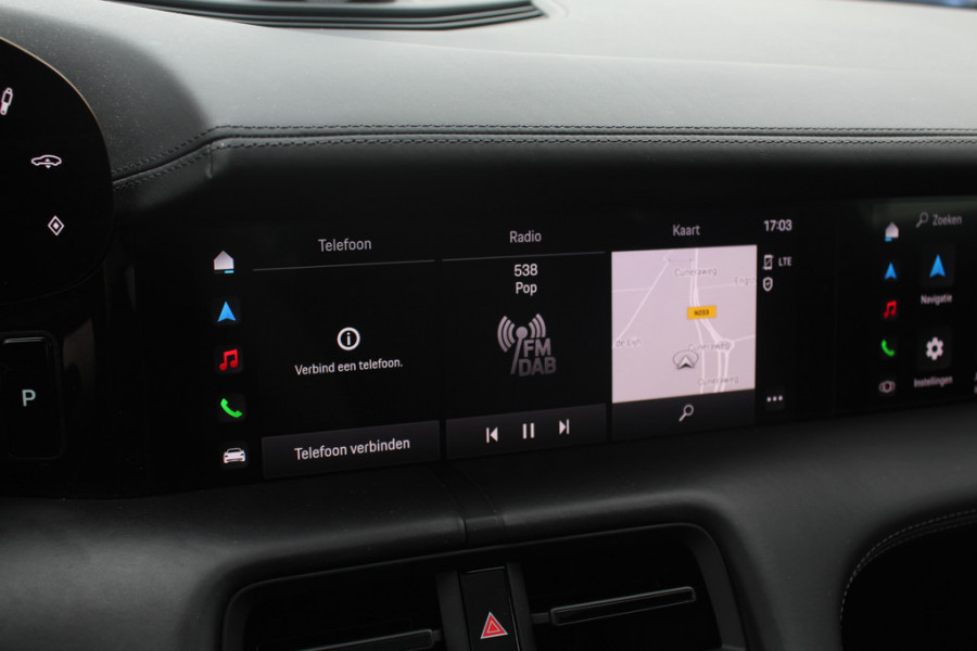 Porsche Taycan 4S Performance 84 kWh / Panoramadak / Camera / Passengerdisplay / 20'' / Luchtvering / Sportdesign / Sportchrono / Keyless / Stuurverwarming / Bose / ACC / Dodehoek / Stoelverwarming / Warmtepomp