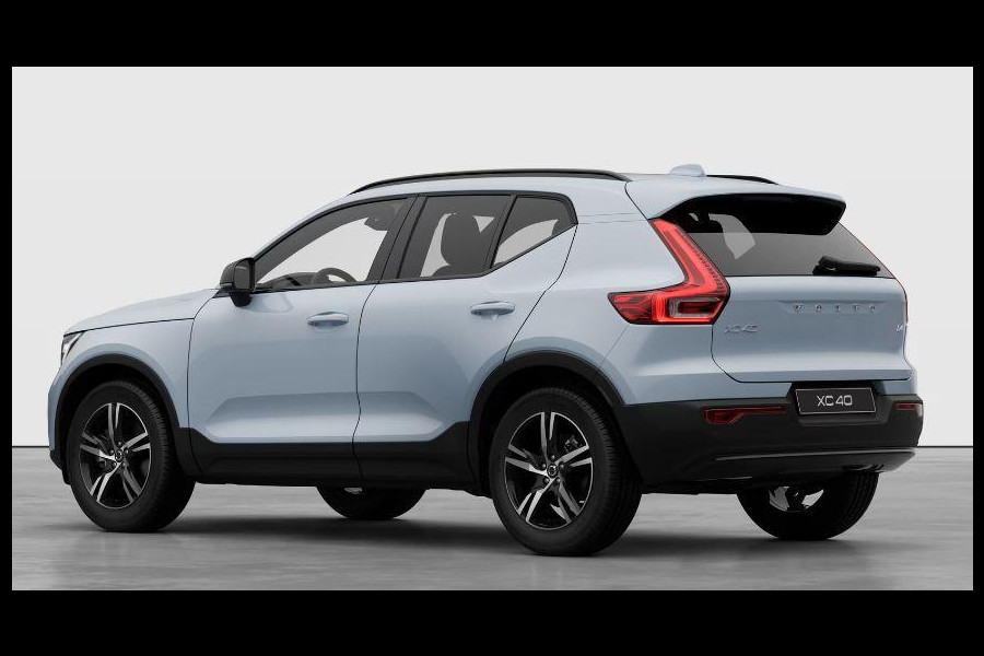 Volvo XC40 B4 211PK Automaat Plus Dark / Extra getint glas achter / Climate pack / Connect Nubuck bekleding