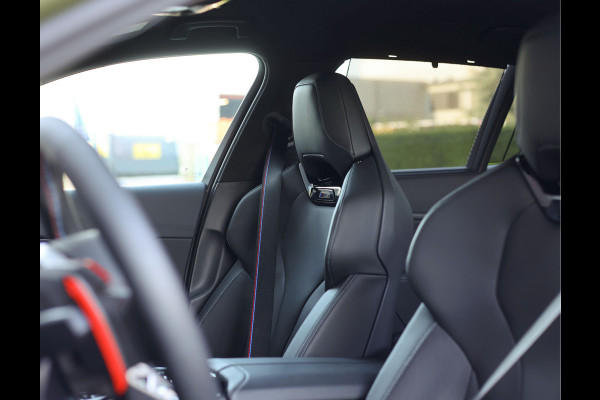 BMW 5 Serie Touring M5 | Direct leverbaar - Urban Green - Drivers Pack