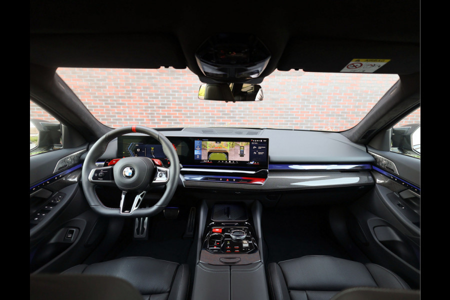 BMW 5 Serie Touring M5 | Direct leverbaar - Urban Green - Drivers Pack