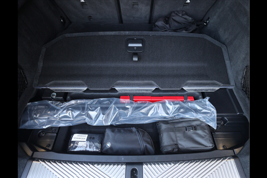 BMW 5 Serie Touring M5 | Direct leverbaar - Urban Green - Drivers Pack