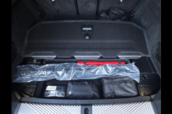 BMW 5 Serie Touring M5 | Direct leverbaar - Urban Green - Drivers Pack