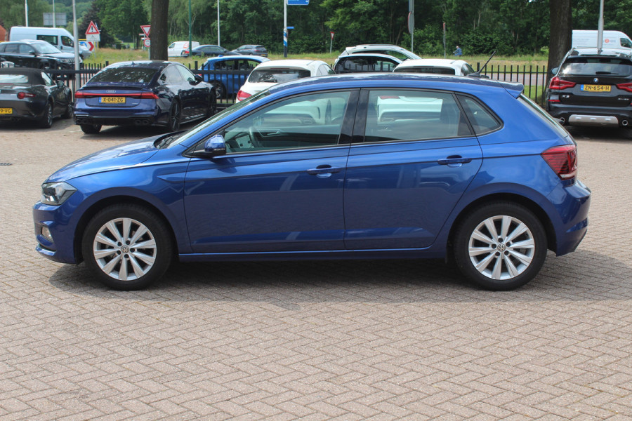 Volkswagen Polo 1.0 TSI Highline Automaat 6.712 km! / NIEUWSTAAT! / Camera / Virtual Cockpit / Navigatie / Apple CarPlay / 16'' / Climate Control / Parkeerhulp V+A / ACC