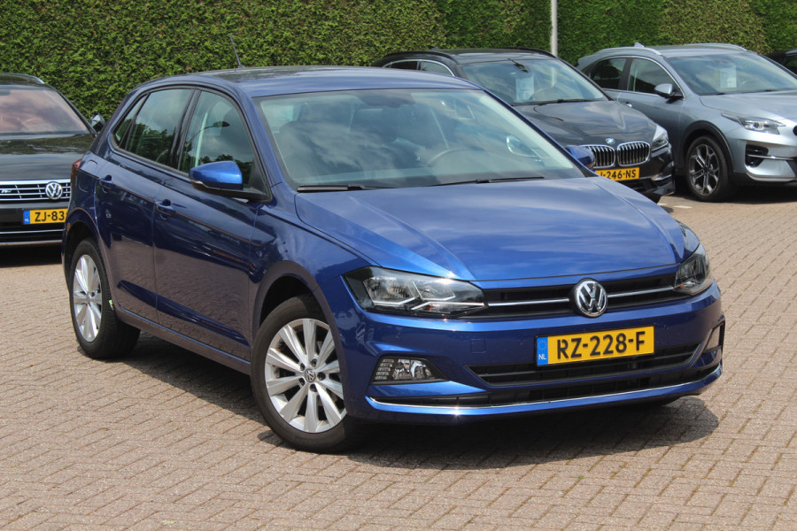 Volkswagen Polo 1.0 TSI Highline Automaat 6.712 km! / NIEUWSTAAT! / Camera / Virtual Cockpit / Navigatie / Apple CarPlay / 16'' / Climate Control / Parkeerhulp V+A / ACC