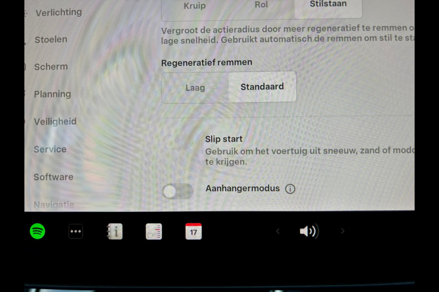 Tesla Model 3 Standard RWD Plus 60 kWh 87% SOH Trekhaak (1.000kg) 1e Eigenaar Rijklaarprijs!