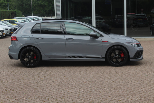 Volkswagen Golf 2.0 TSI GTI Clubsport / Panoramadak / Camera / Head-up / 19'' / IQ Lights / Keyless / Dodehoek / DAB / Stoelverwarming / ACC