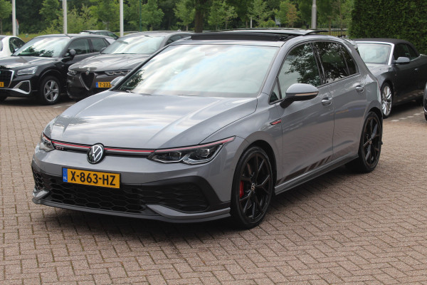 Volkswagen Golf 2.0 TSI GTI Clubsport / Panoramadak / Camera / Head-up / 19'' / IQ Lights / Keyless / Dodehoek / DAB / Stoelverwarming / ACC