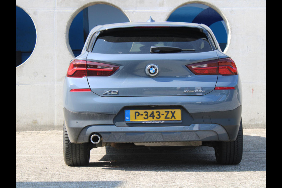 BMW X2 xDrive25e High Executive | ELEKTRISCH SCHUIFDAK | HARMAN KARDON |
