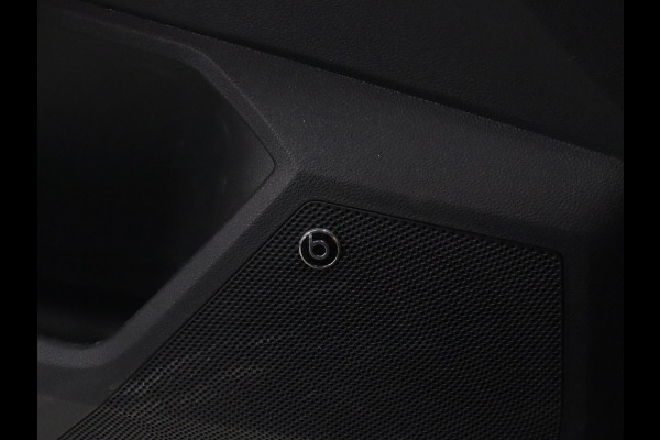 Seat Ibiza 1.0 TSI FR Business Intense [BEATS, TREKHAAK, APPLE CARPLAY, ANDROID, CAMERA, DIGITAL COCKPIT, NIEUWSTAAT]