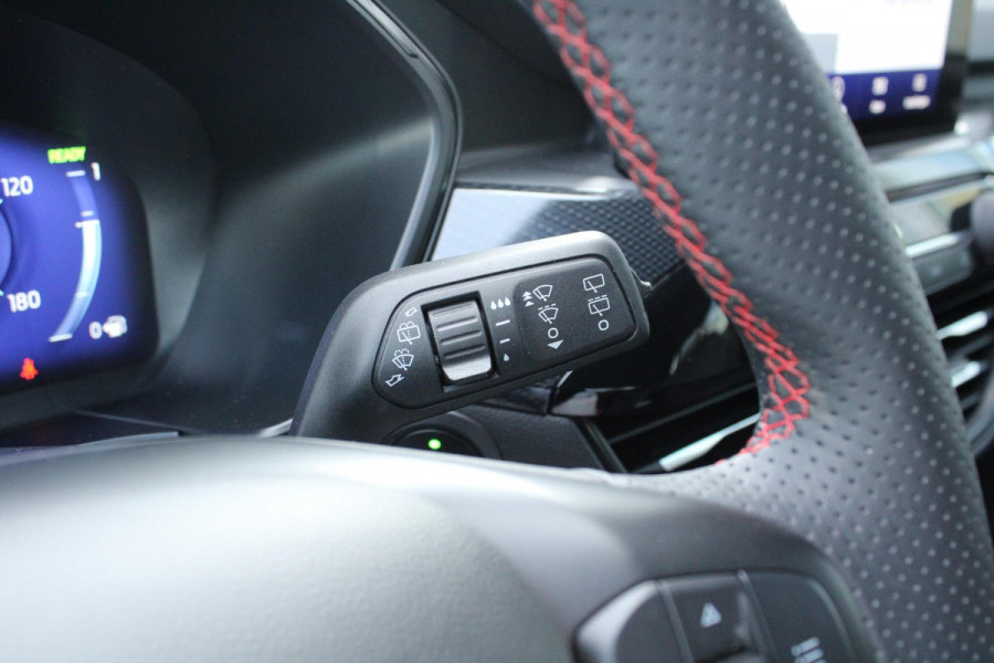 Ford Kuga 2.5 PHEV ST-Line | Winter Pack | Camera | Cruise Control | Navigatie |