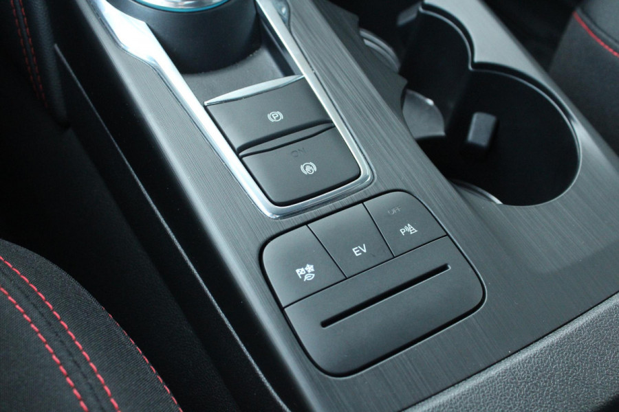 Ford Kuga 2.5 PHEV ST-Line | Winter Pack | Camera | Cruise Control | Navigatie |