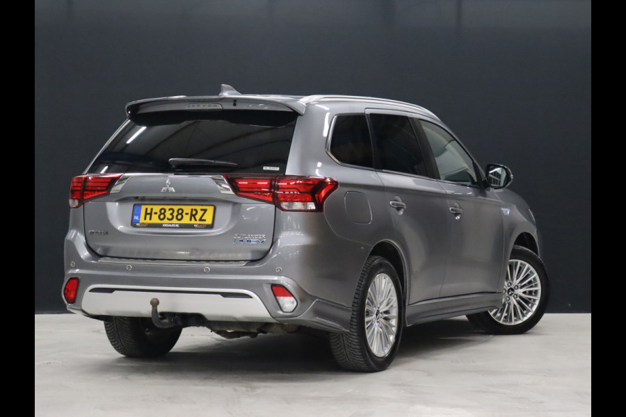 Mitsubishi Outlander 2.4 PHEV Intense S [TREKHAAK, CAMERA, STOELVERWARMING, HALF LEDER, PDC V+A, CRUISE, CLIMATE, NIEUWSTAAT]