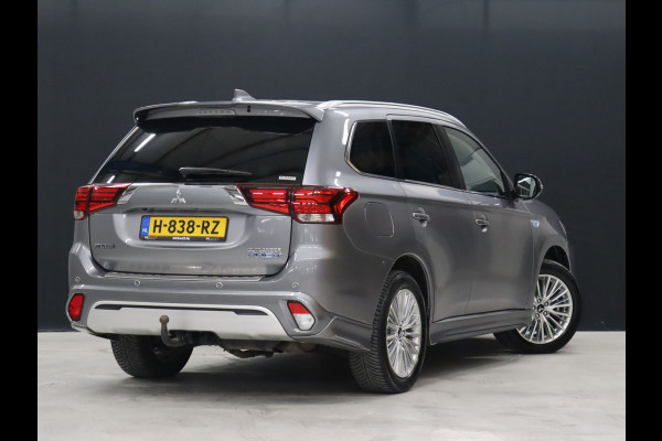 Mitsubishi Outlander 2.4 PHEV Intense S [TREKHAAK, CAMERA, STOELVERWARMING, HALF LEDER, PDC V+A, CRUISE, CLIMATE, NIEUWSTAAT]