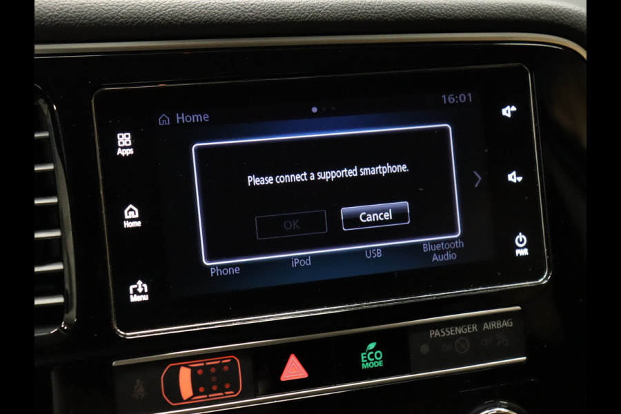 Mitsubishi Outlander 2.4 PHEV Intense S [TREKHAAK, CAMERA, STOELVERWARMING, HALF LEDER, PDC V+A, CRUISE, CLIMATE, NIEUWSTAAT]