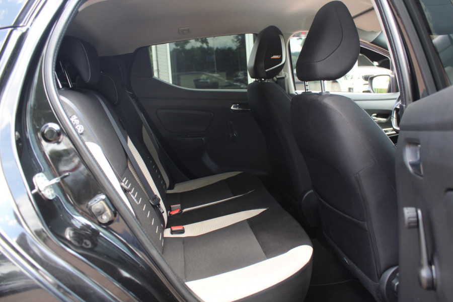 Nissan Micra 0.9 IG-T Tekna / Camera / Navigatie / 17'' / Premium Audio / Keyless / DAB / Cruise Control