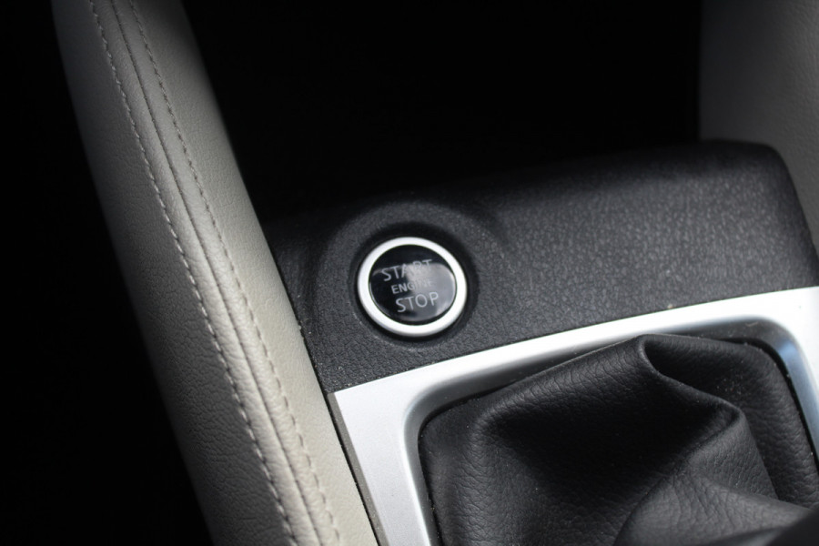 Nissan Micra 0.9 IG-T Tekna / Camera / Navigatie / 17'' / Premium Audio / Keyless / DAB / Cruise Control