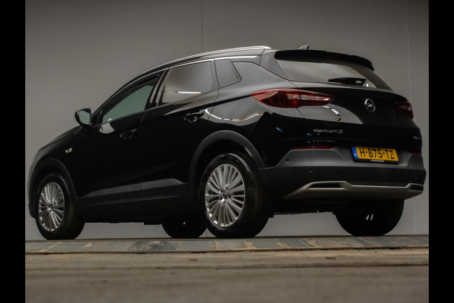 Opel Grandland X 1.2 Turbo Innovation Sport (APPLE CARPLAY,NAVI,PDC,LED,CRUISE,CLIMATE,SPORTSTOELEN,LM VELGEN,NETTE STAAT)