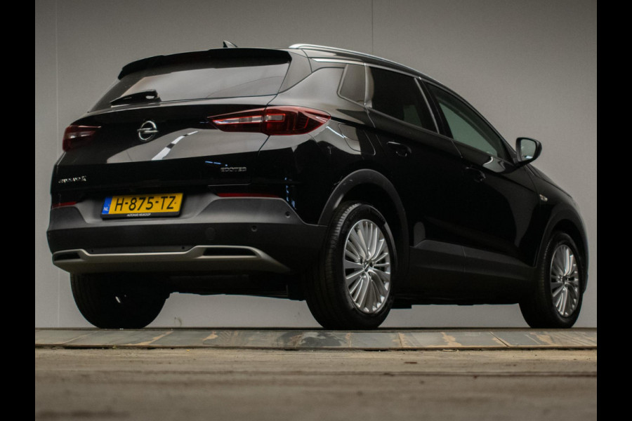 Opel Grandland X 1.2 Turbo Innovation Sport (APPLE CARPLAY,NAVI,PDC,LED,CRUISE,CLIMATE,SPORTSTOELEN,LM VELGEN,NETTE STAAT)